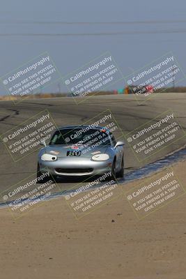 media/Oct-29-2022-CalClub SCCA (Sat) [[e05833b2e9]]/Race Group 3/Qualifying (Outside Grapevine)/